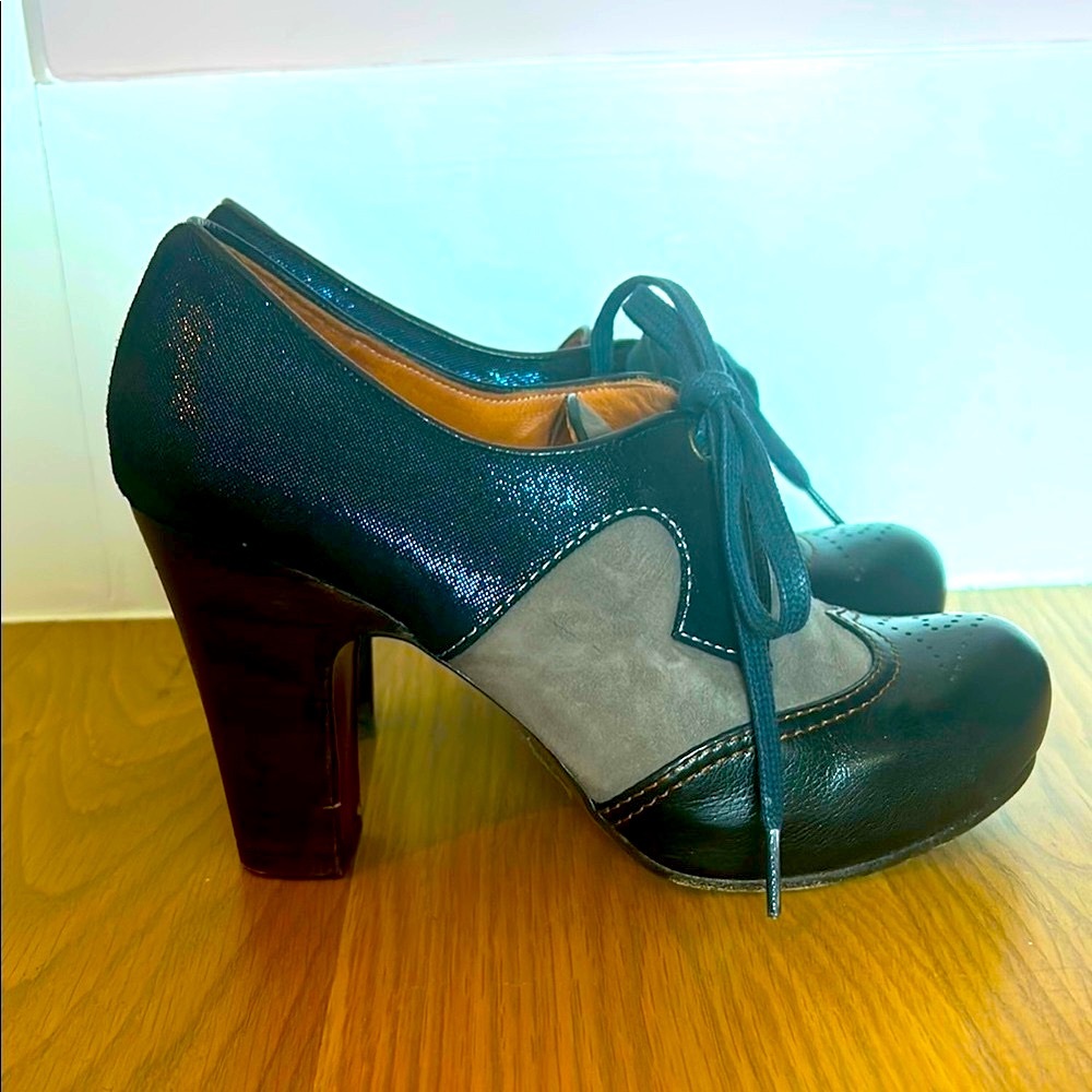 Chie Mihara heeled brogues Black and Gray Lace-Up Shoes size 36 - Picture 2 of 8
